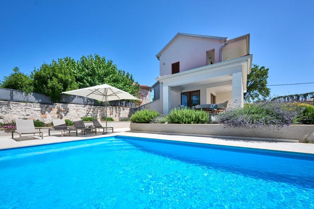 Vila Radini Brtonigla Exterior photo
